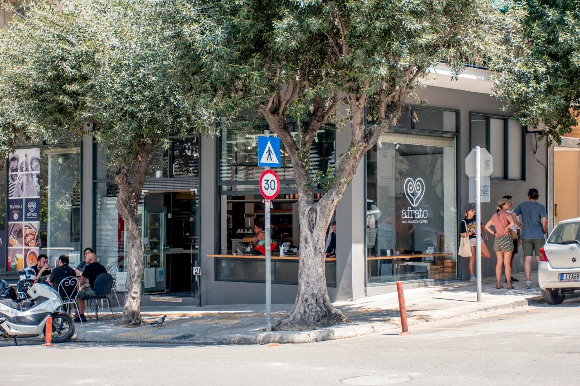 Central 2Br Apartment In The Heart Of アテネ エクステリア 写真